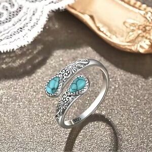 Elegant S925 Silver and Synthetic Turquoise Ring OS NIB